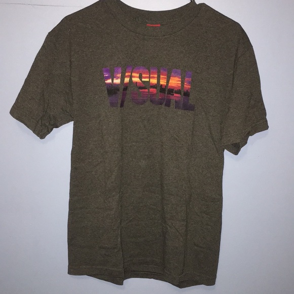 V/SUAL Grey T-Shirt - Picture 1 of 3